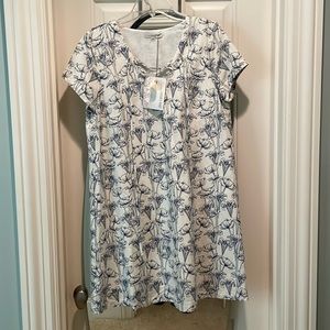 Love Johnny Was White Lillies Dress Size Medium